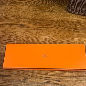 Hermes scarf/tie box